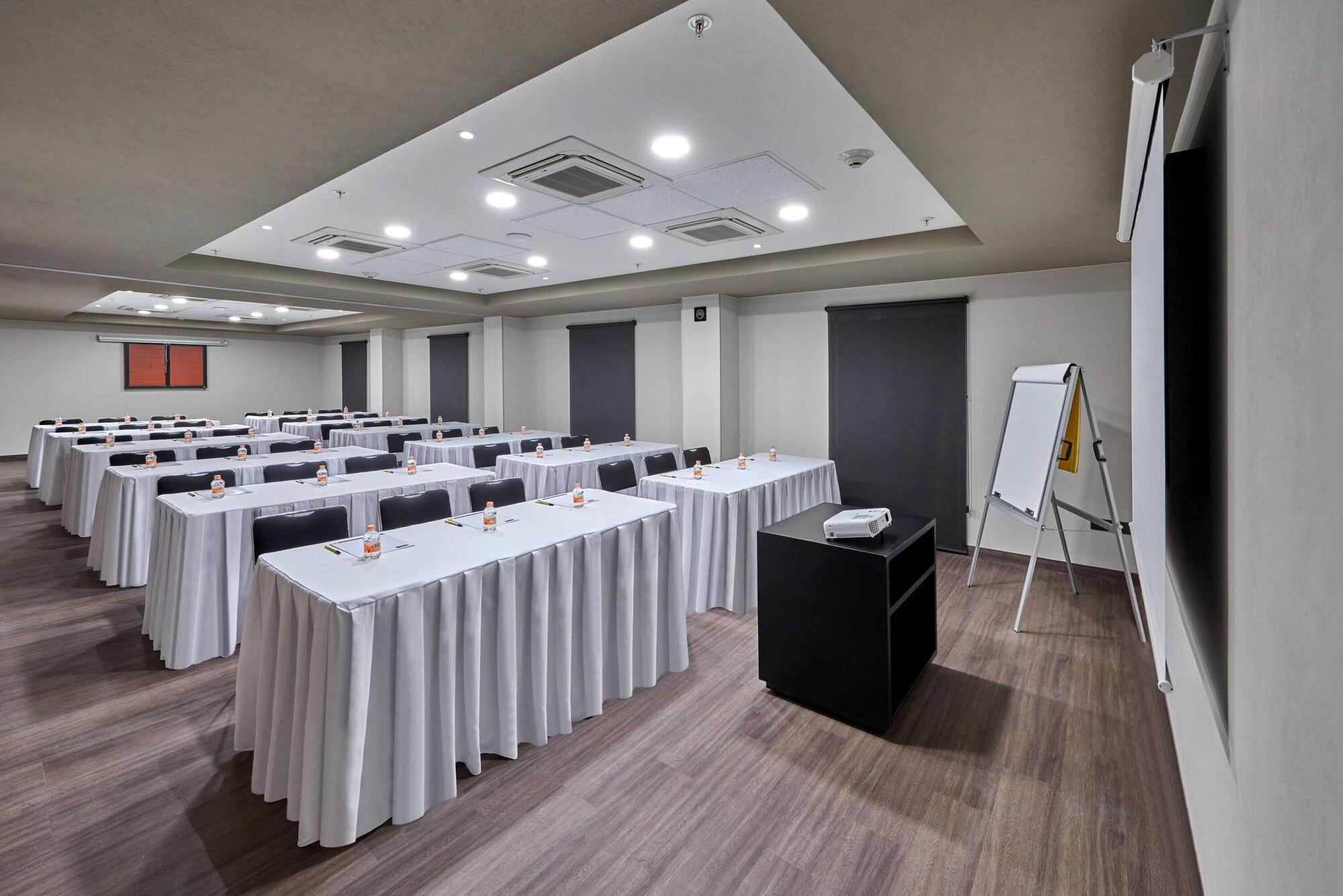 City Express By Marriott Hermosillo Expo Extérieur photo